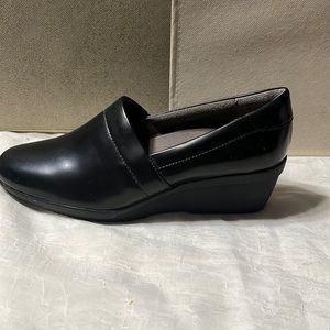 Life stride 1 inch wedge heel loafers